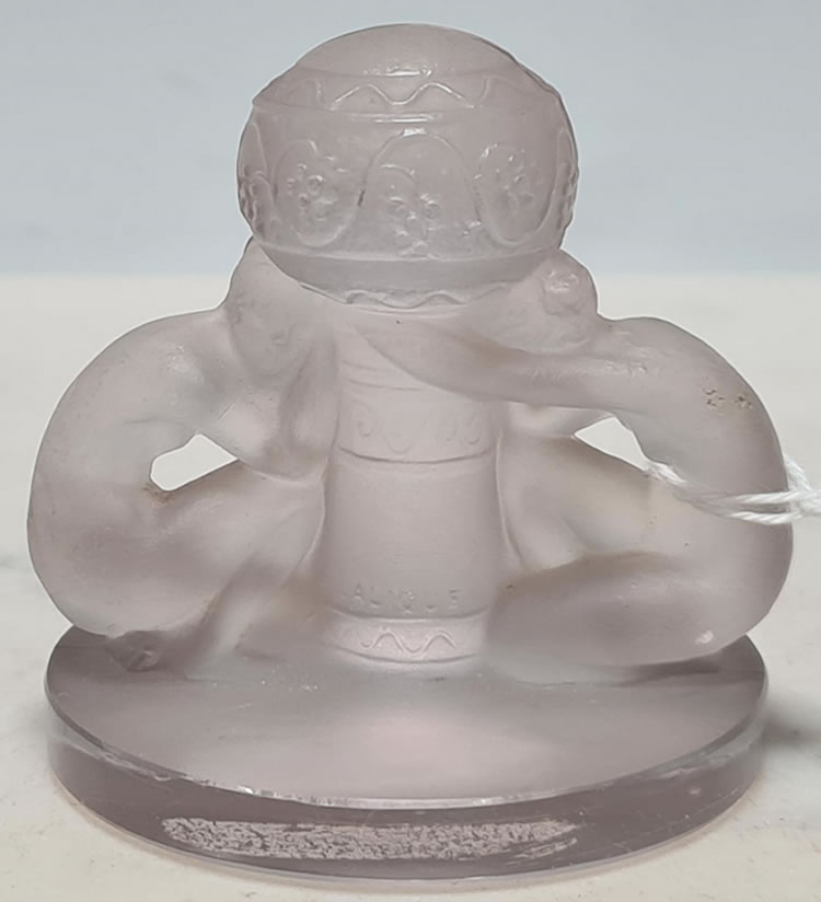R. Lalique Deux Figurines Menu Holder