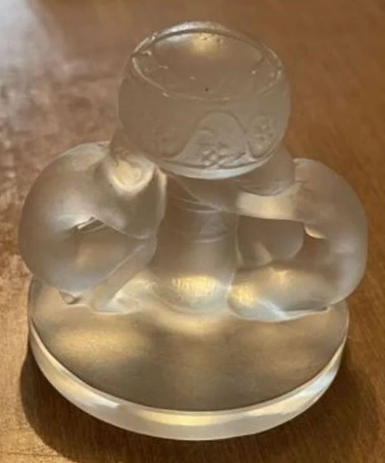 R. Lalique Deux Figurines Menu Holder
