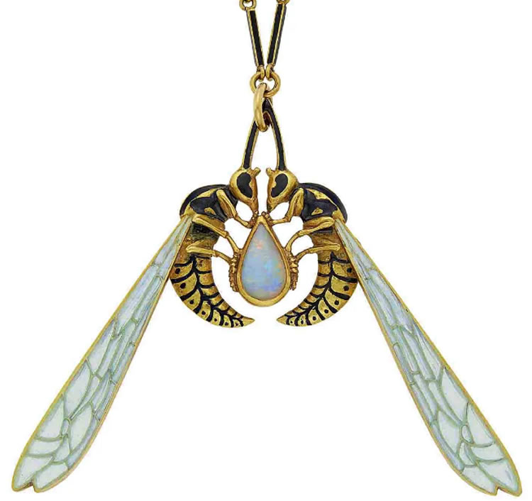 Rene Lalique Deux Guepes Pendant