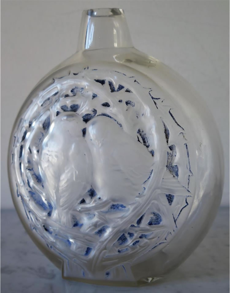 R. Lalique Deux Moineaux Bavardant Vase
