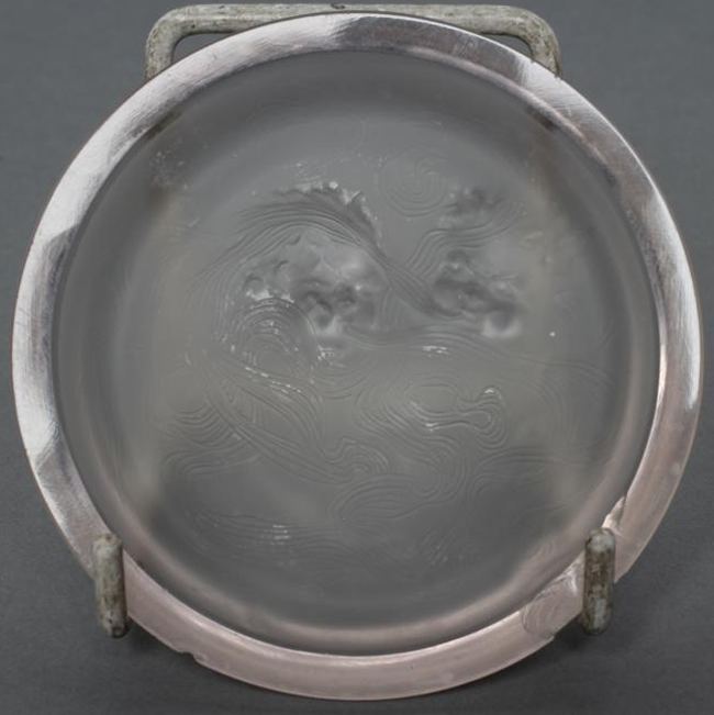 R. Lalique Deux Zephyrs Ash Receiver