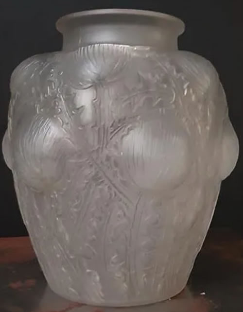 R. Lalique Domremy Vase