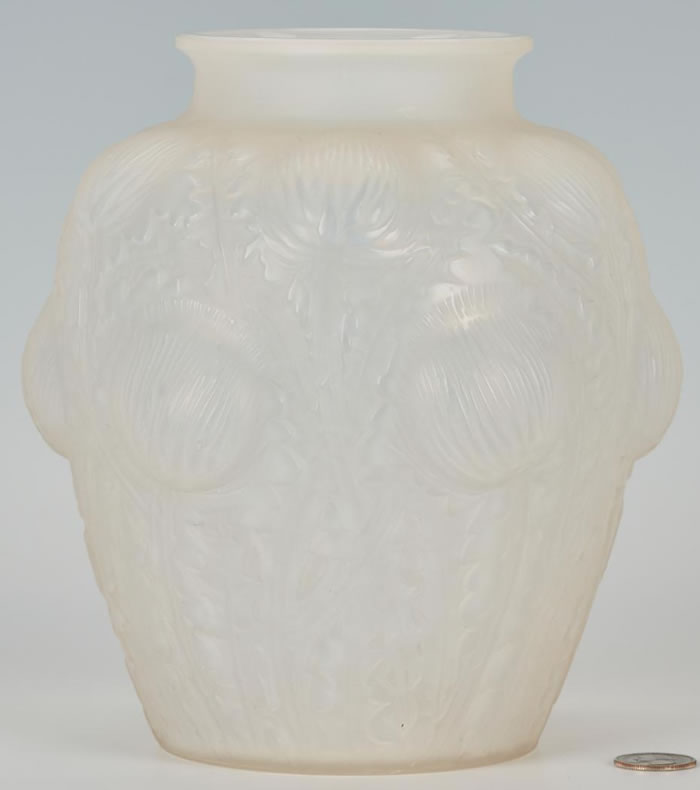 R. Lalique Domremy Vase