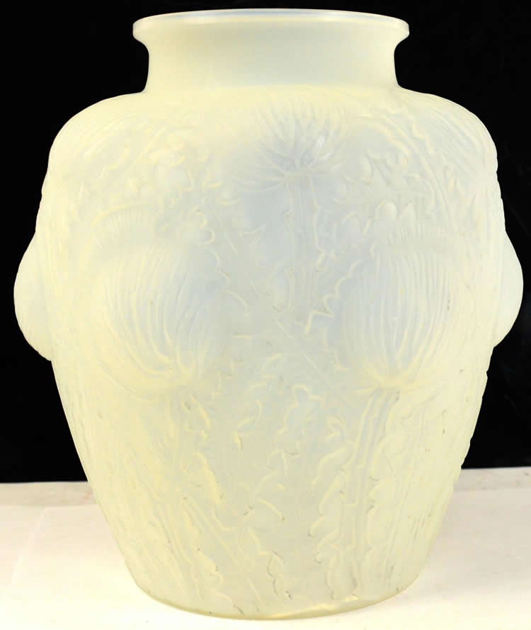 R. Lalique Domremy Vase