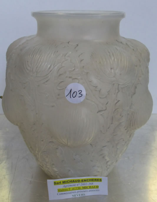 R. Lalique Domremy Vase