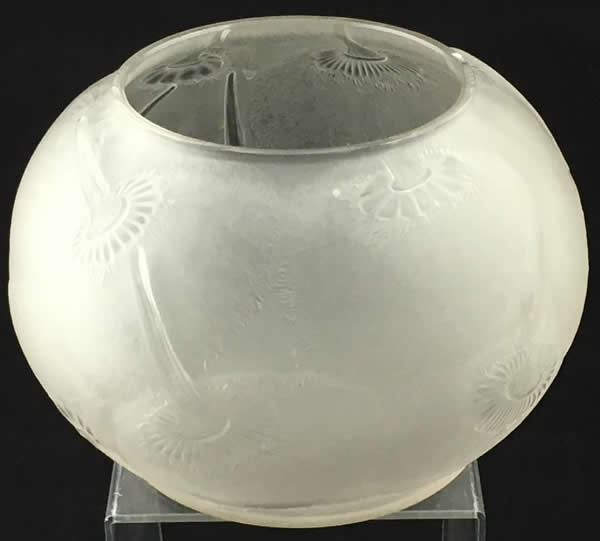 R. Lalique Du Barry Box Bottom