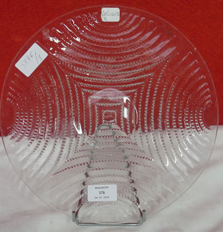 R. Lalique Ecumes Plate