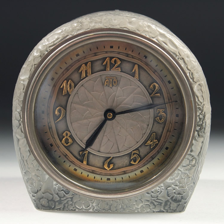 R. Lalique Eglantine Clock