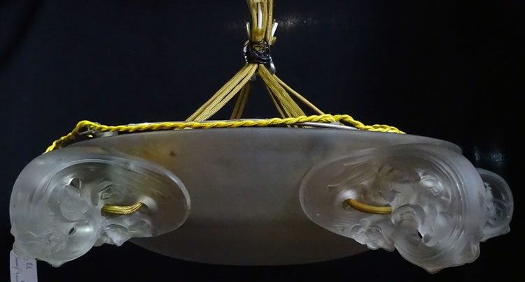 R. Lalique Eglantines Plafonnier