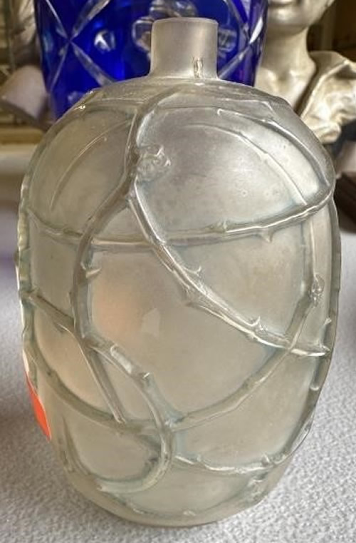 R. Lalique Eglantines Vase