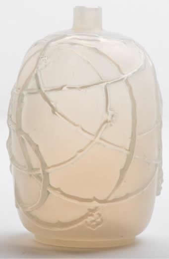 R. Lalique Eglantines Vase