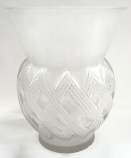R. Lalique Entrelacs Vase