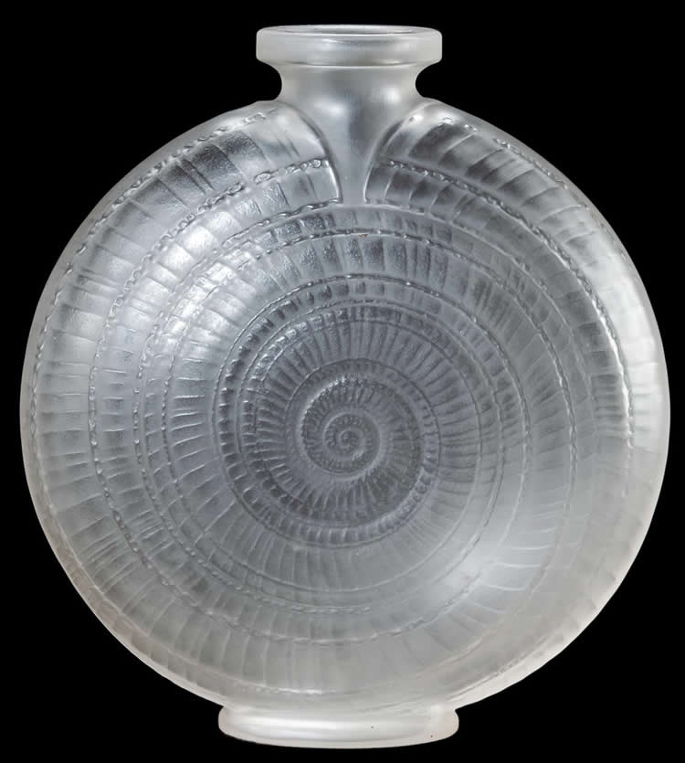 R. Lalique Escargot Vase