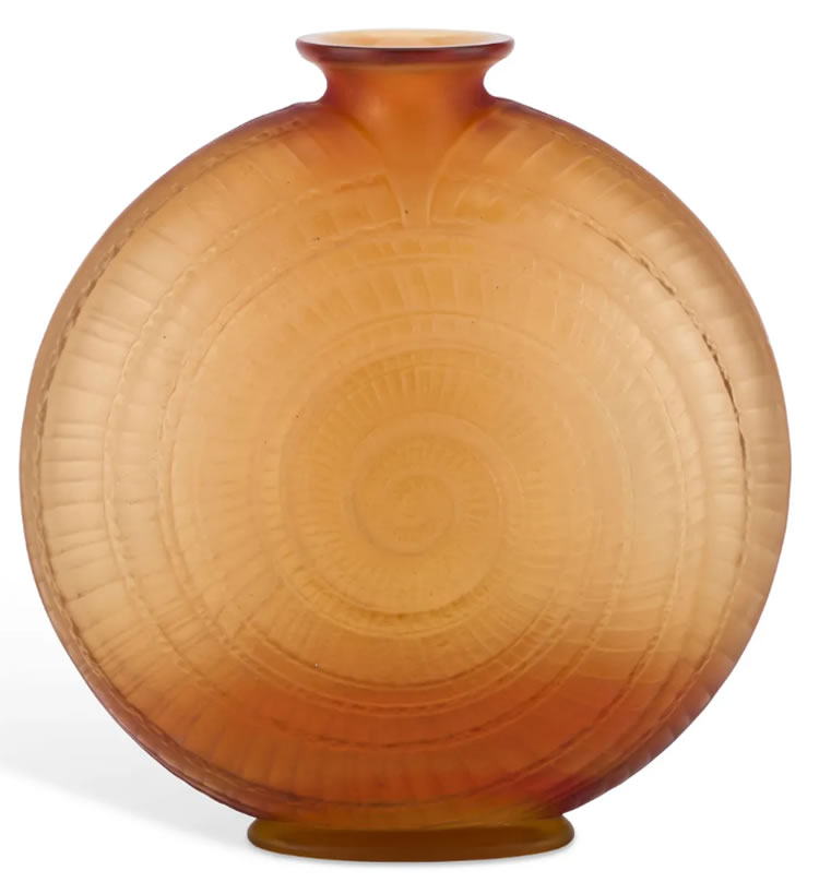 R. Lalique Escargot Vase