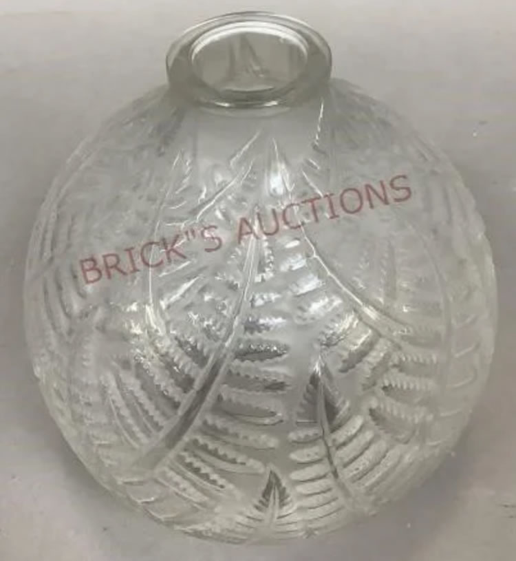R. Lalique Espalion Vase