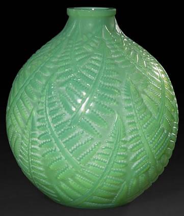 R. Lalique Espalion Vase