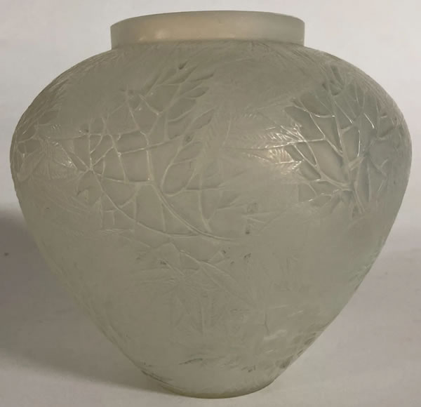 R. Lalique Esterel Vase