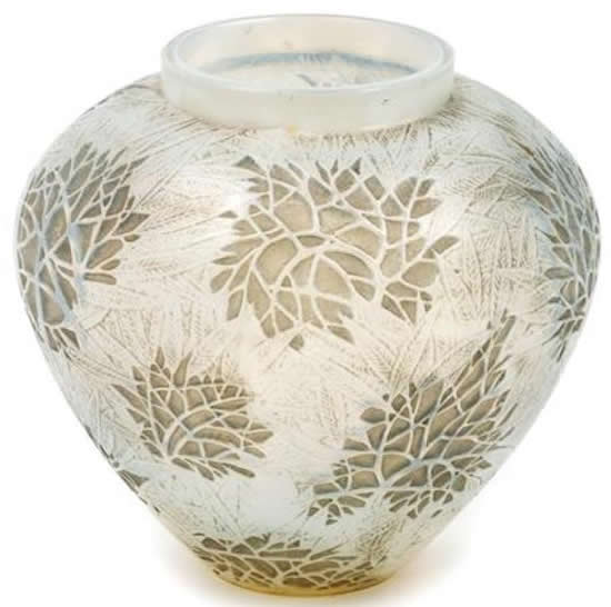 R. Lalique Esterel Vase
