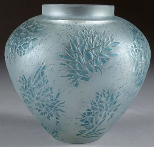 R. Lalique Esterel Vase