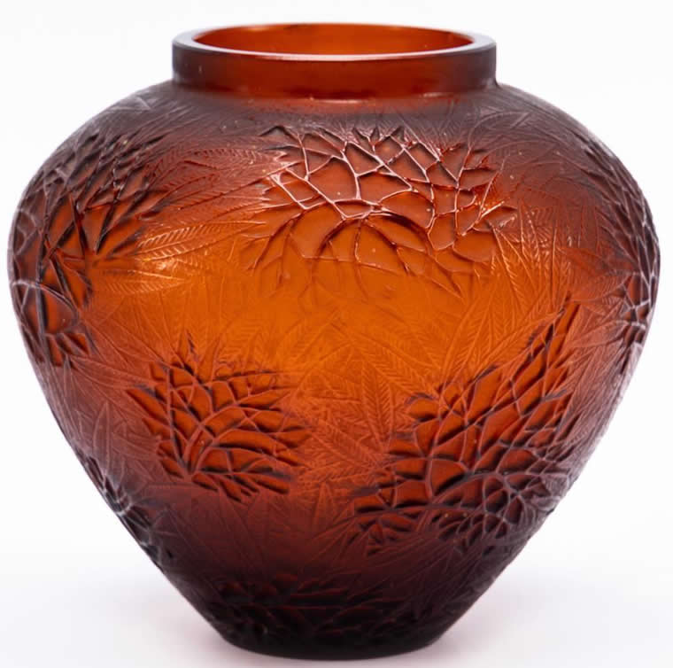 R. Lalique Esterel Vase