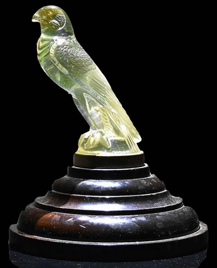 R. Lalique Faucon Car Mascot