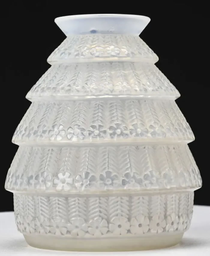R. Lalique Ferrieres Vase