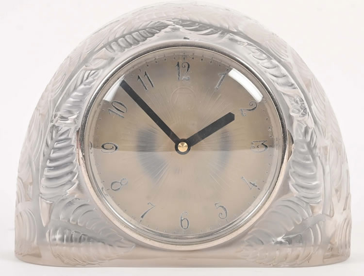 R. Lalique Feuilles Clock