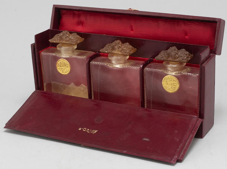 R. Lalique Fleur De France Perfume Bottle