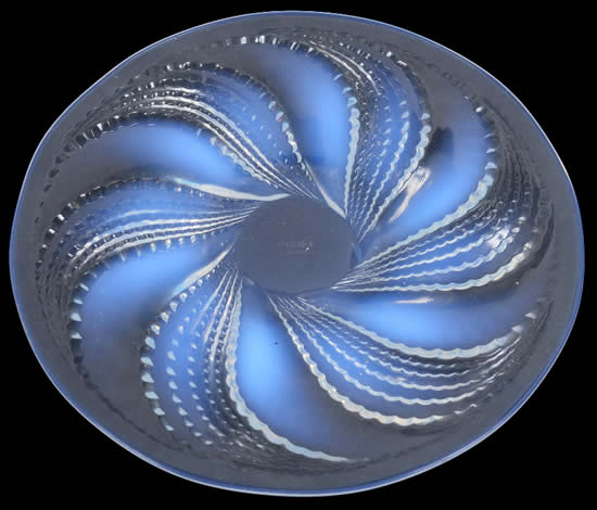 R. Lalique Fleurons Plate