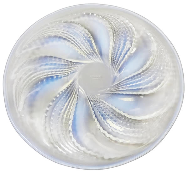 R. Lalique Fleurons Plate