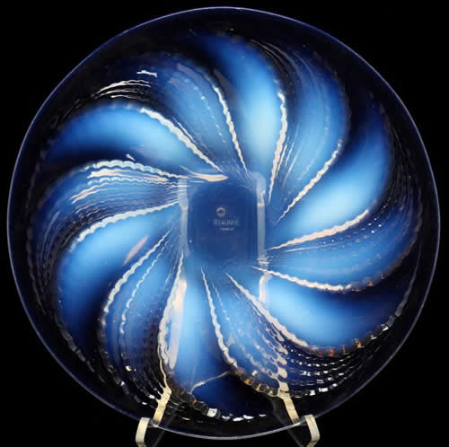 R. Lalique Fleurons Plate