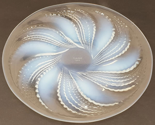 R. Lalique Fleurons Plate