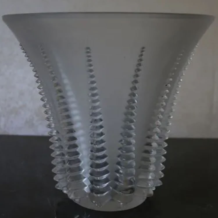 R. Lalique Font Romeu Vase