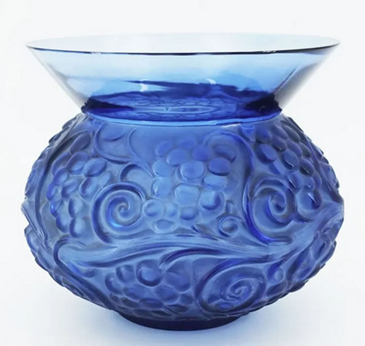 R. Lalique Fontainebleau Vase