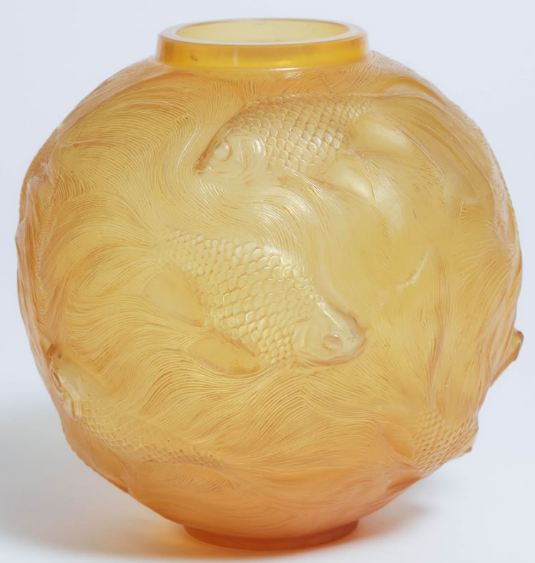 R. Lalique Formose Vase