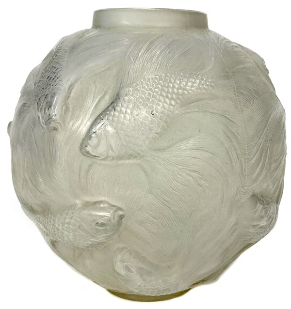 R. Lalique Formose Vase