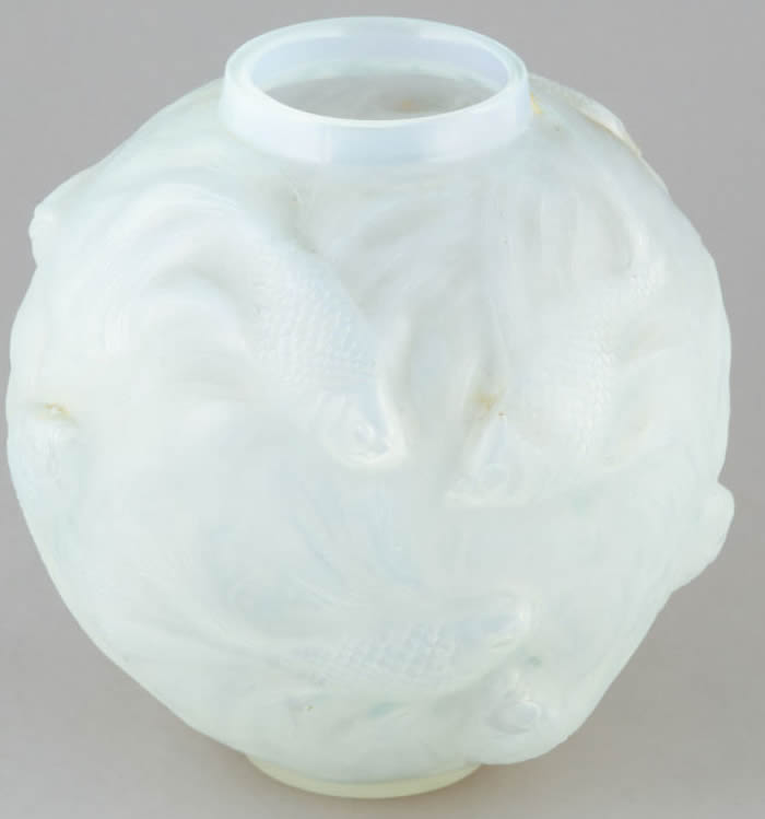 R. Lalique Formose Vase