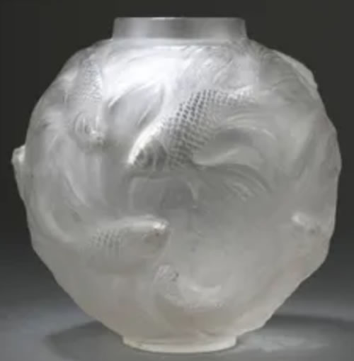 R. Lalique Formose Vase