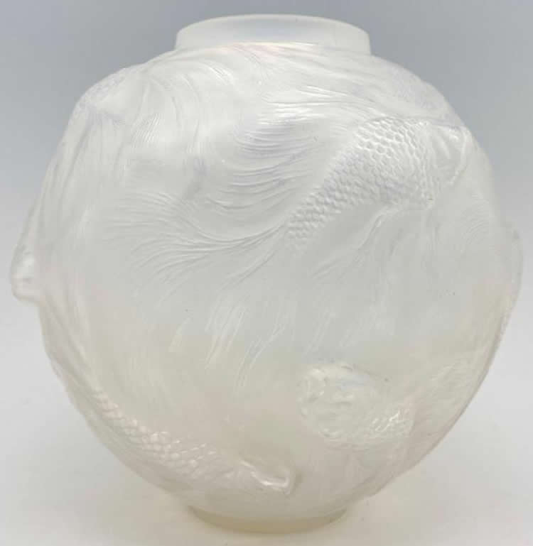 R. Lalique Formose Vase