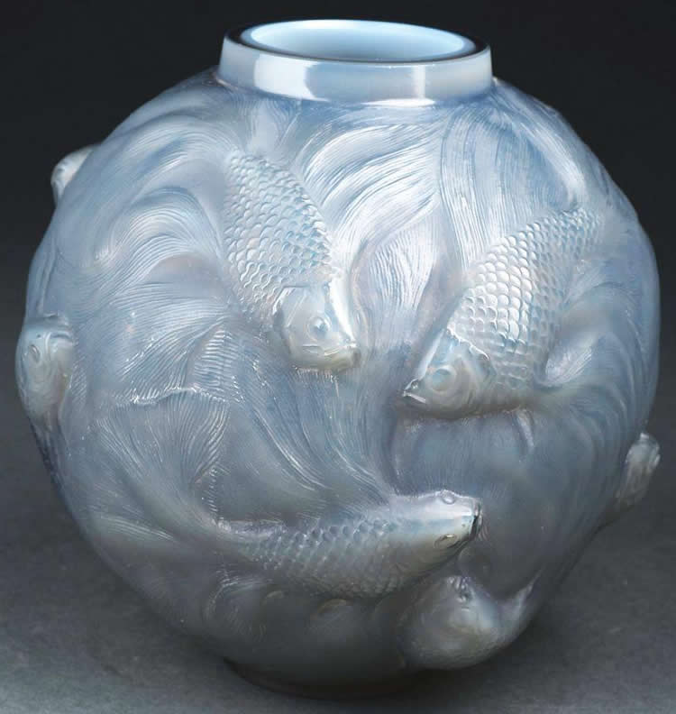 R. Lalique Formose Vase