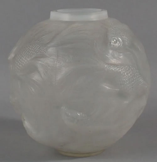 R. Lalique Formose Vase