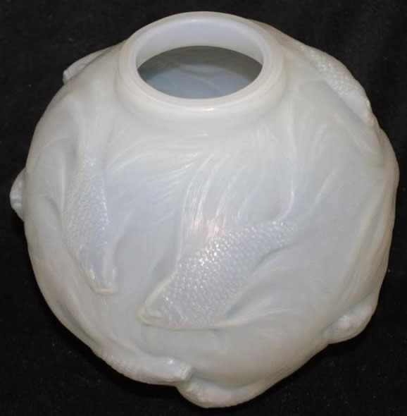 R. Lalique Formose Vase