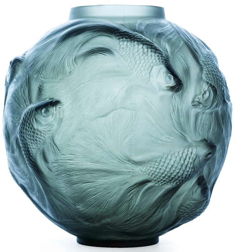 R. Lalique Formose Vase