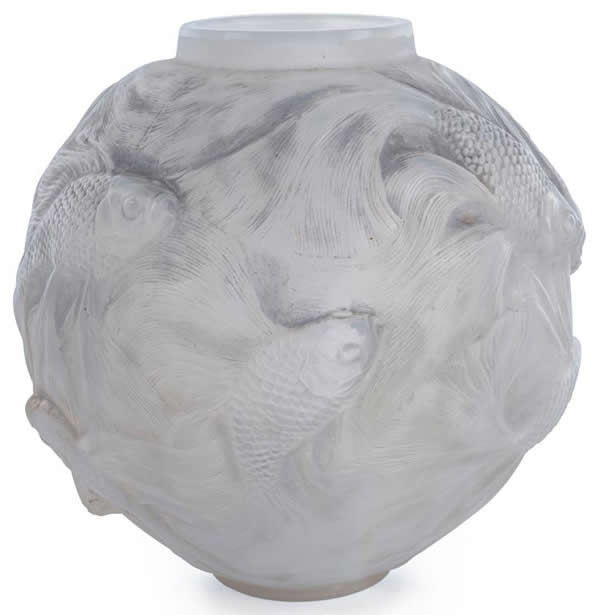 R. Lalique Formose Vase