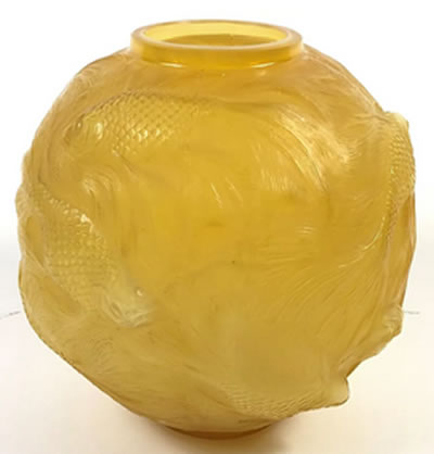 R. Lalique Formose Vase