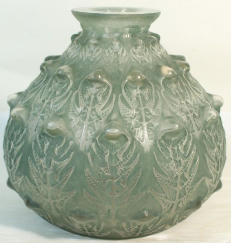 R. Lalique Fougeres Vase