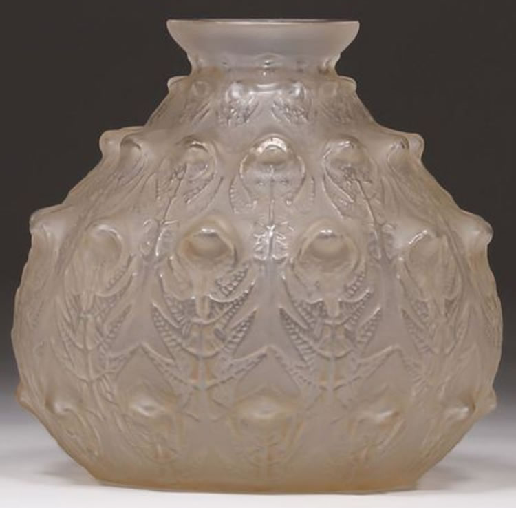 R. Lalique Fougeres Vase