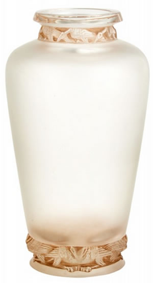 R. Lalique Frise Aigles Vase