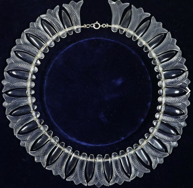 R. Lalique Fuchsias Necklace
