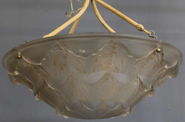 R. Lalique Gaillon Chandelier